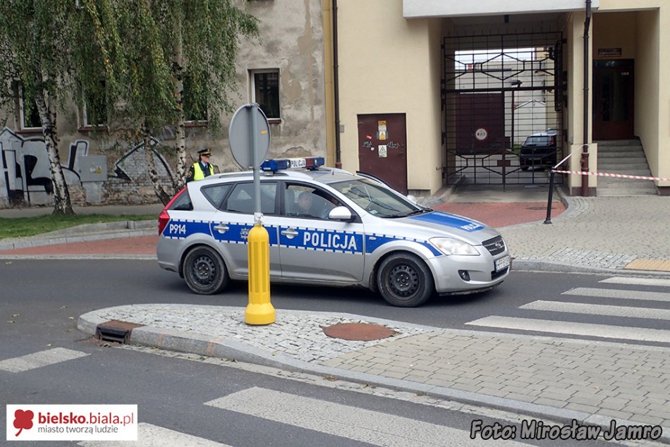 Ewakuacja bielskiego ratusza - foto