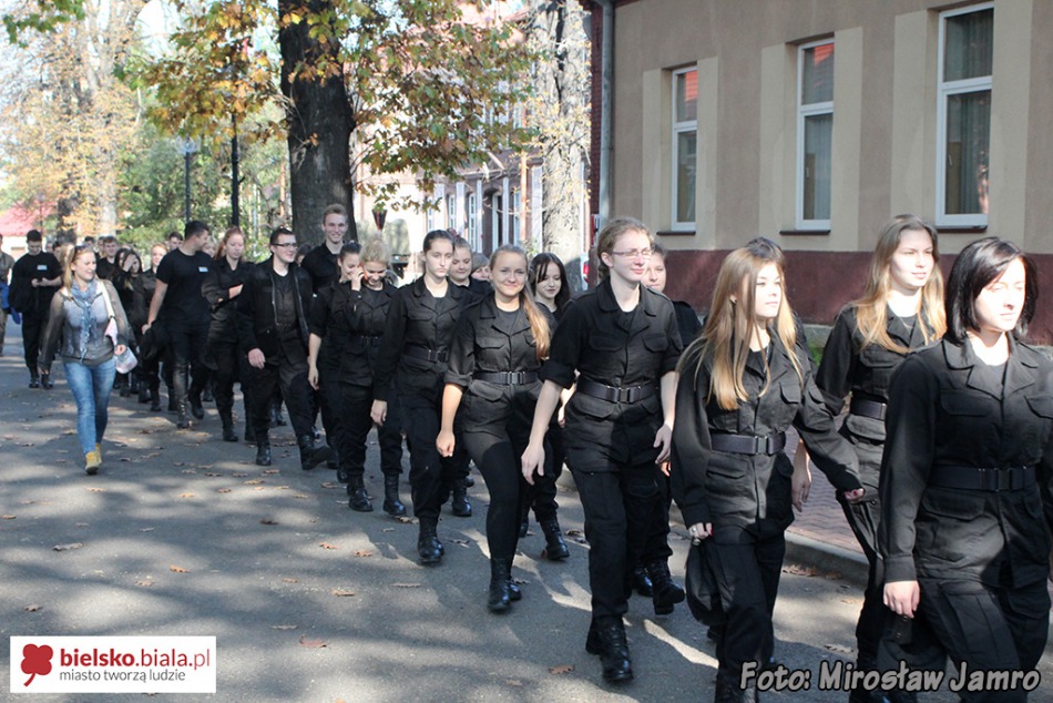 Dynamiczne pokazy komandosów - foto