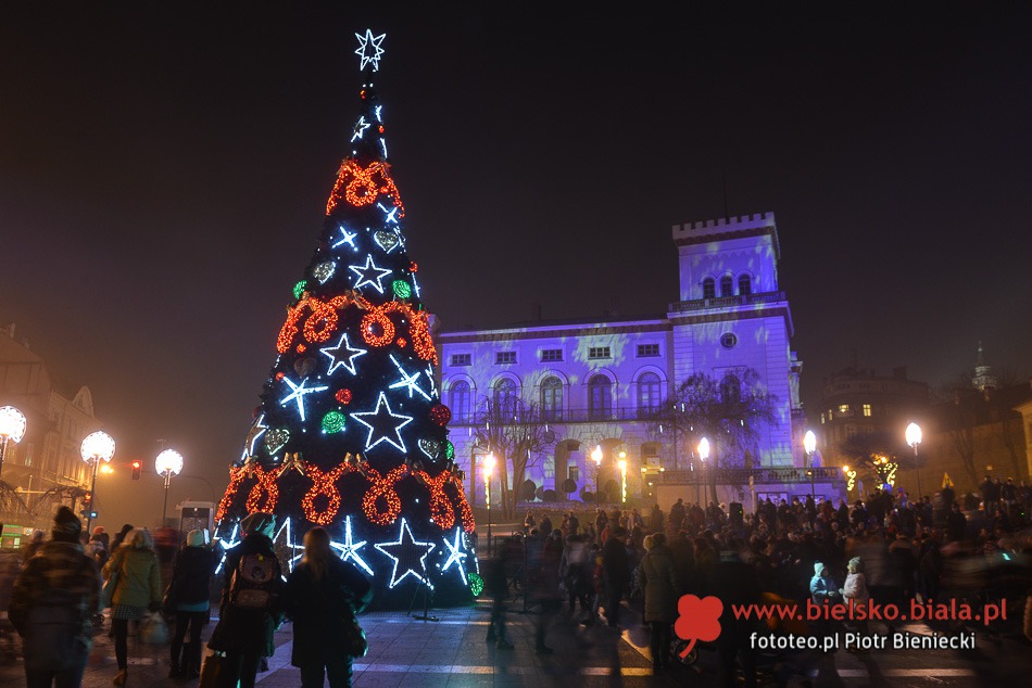 Prezydent włączył iluminacje - foto