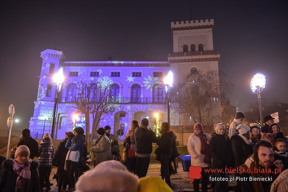 Prezydent włączył iluminacje - foto
