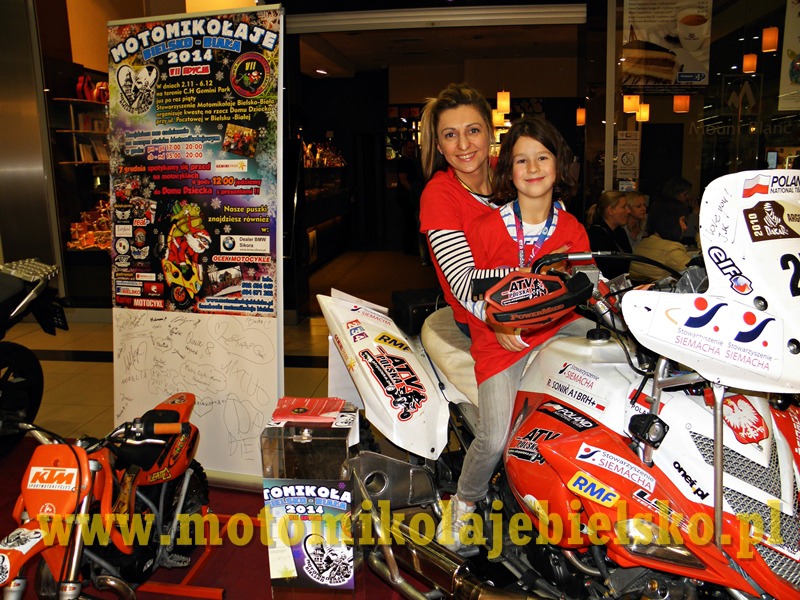Na motocyklach z prezentami