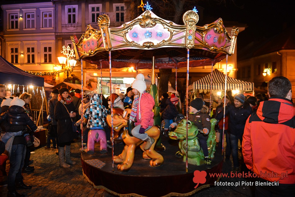 Świątecznie na bielskim Rynku - foto