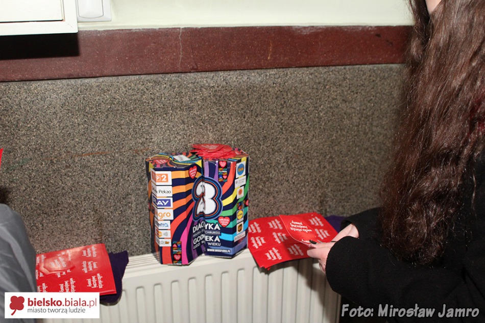 Zbierają dla dzieci i seniorów - foto