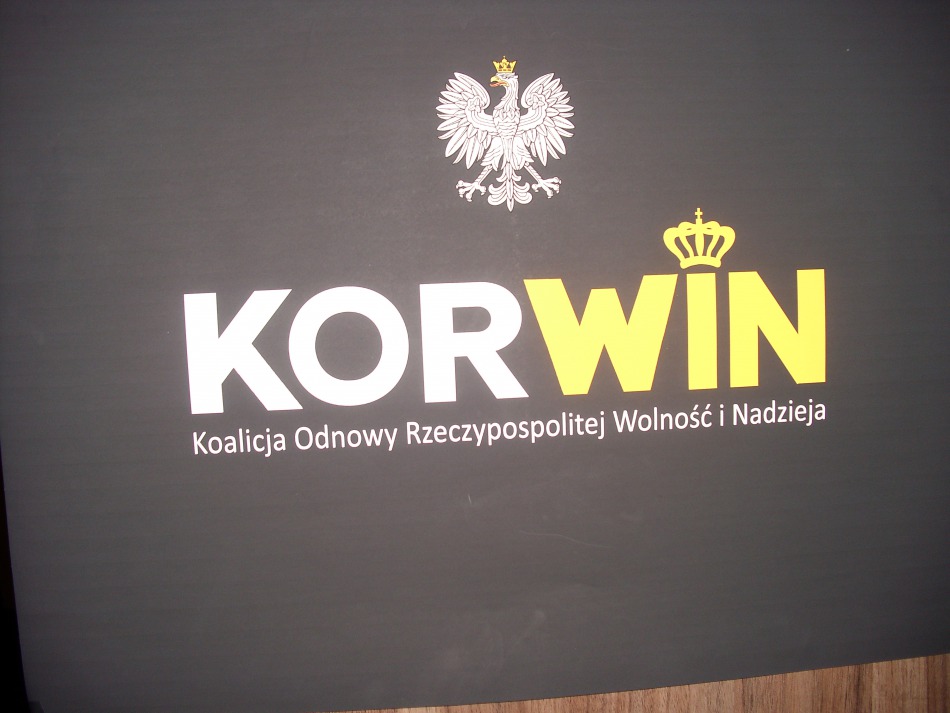 KORWIN przy pełnej sali - foto