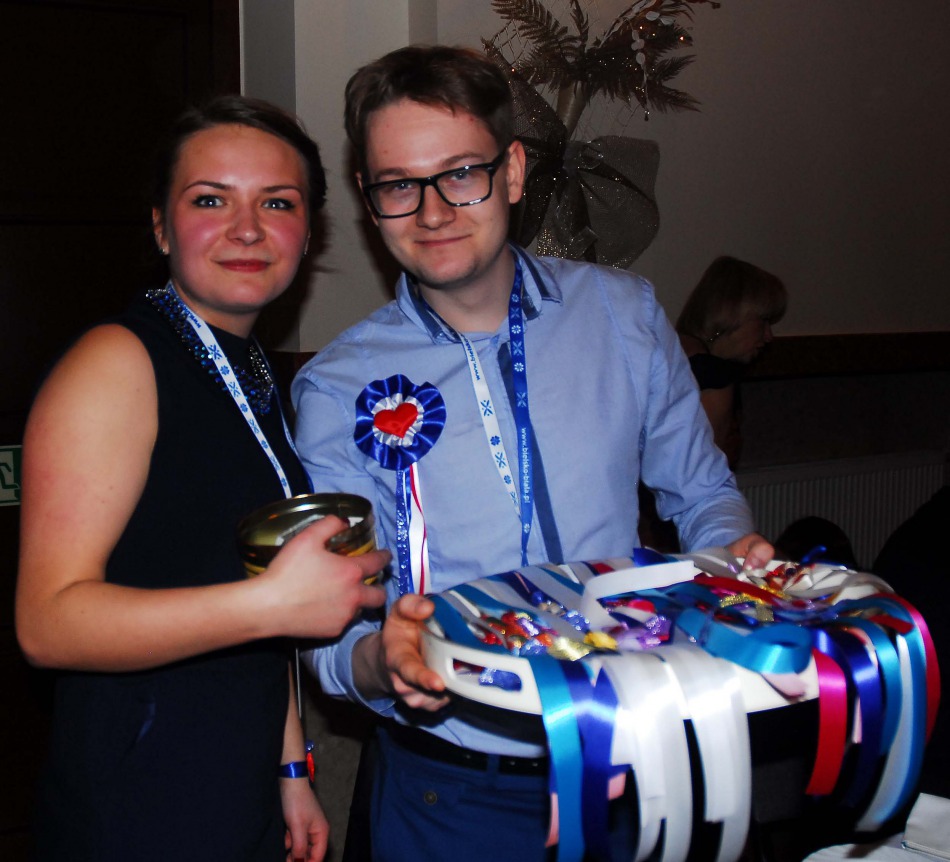 Bal dla "Niepokonanych" - foto