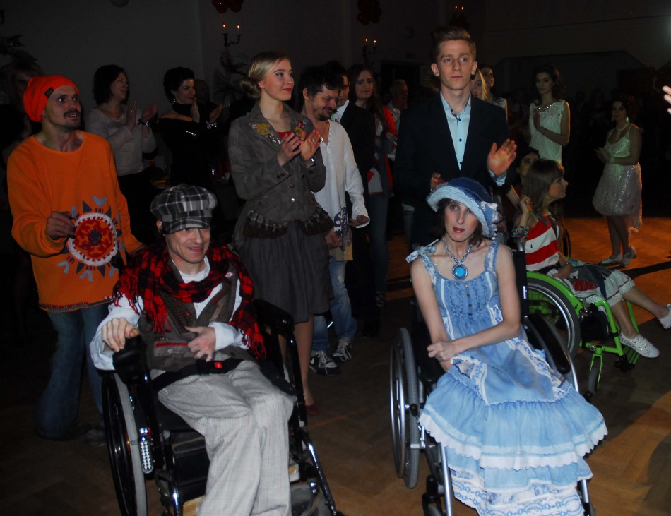 Bal dla "Niepokonanych" - foto