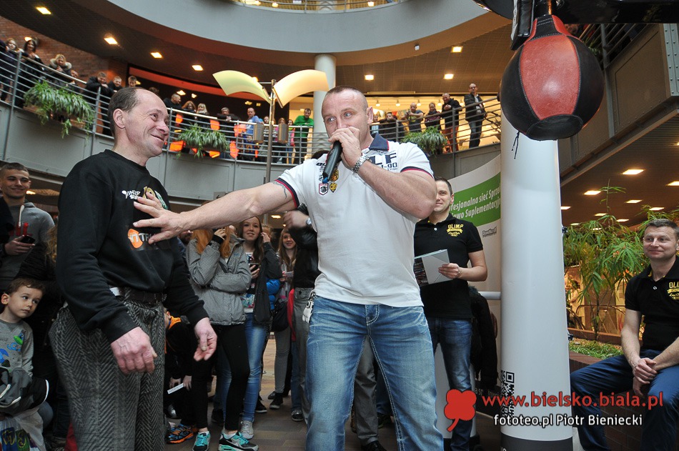 Wyciskanie z Pudzianem - galeria