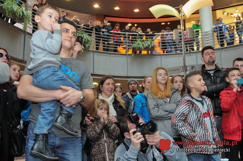 Wyciskanie z Pudzianem - galeria