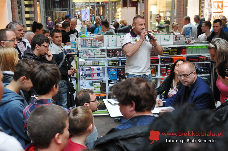 Wyciskanie z Pudzianem - galeria