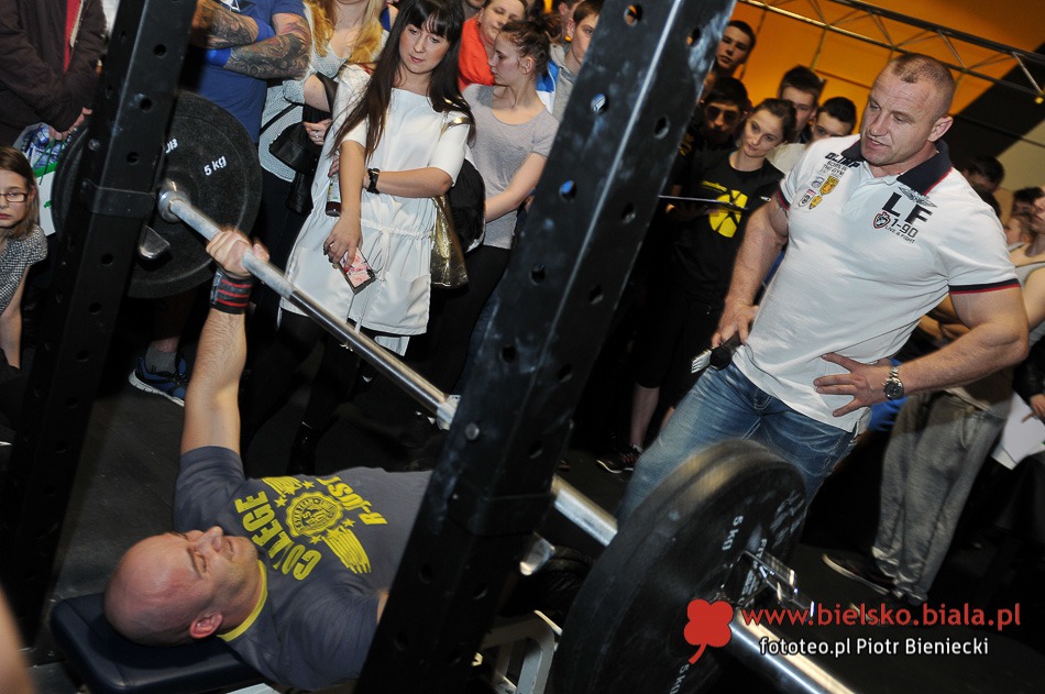 Wyciskanie z Pudzianem - galeria