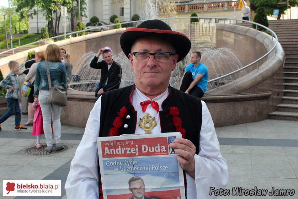 Uliczna akcja wyborcza PiS - foto