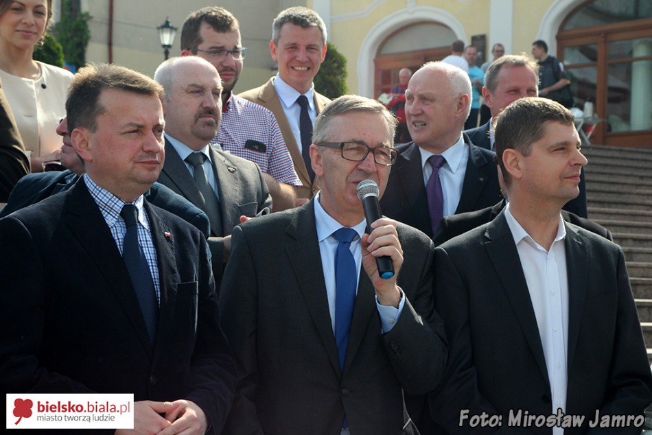 Uliczna akcja wyborcza PiS - foto