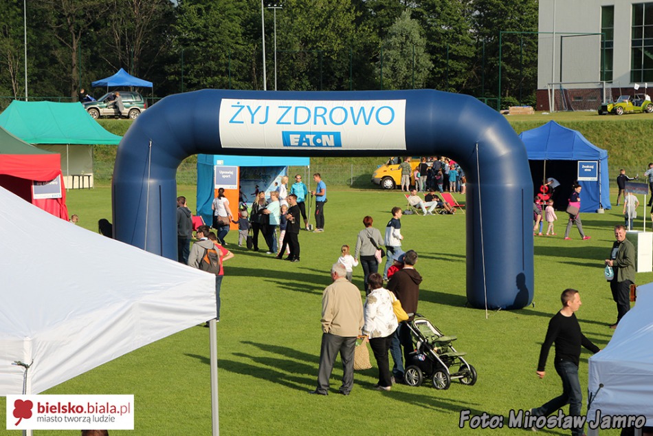 Piknik z czekami na 18 tys. USD - foto