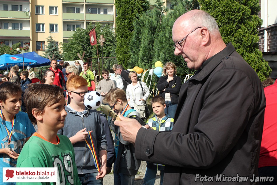 Grali o puchar proboszcza - foto