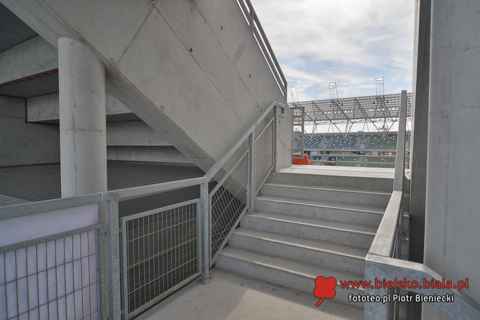 Stadion od zaplecza
