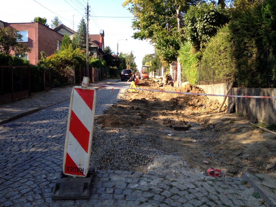 Koniec z brukiem na ul. NMP - foto