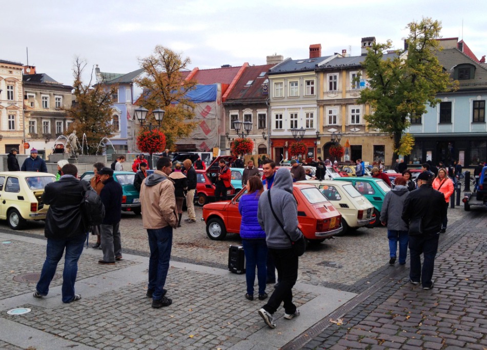 Maluch rządzi na Rynku - foto