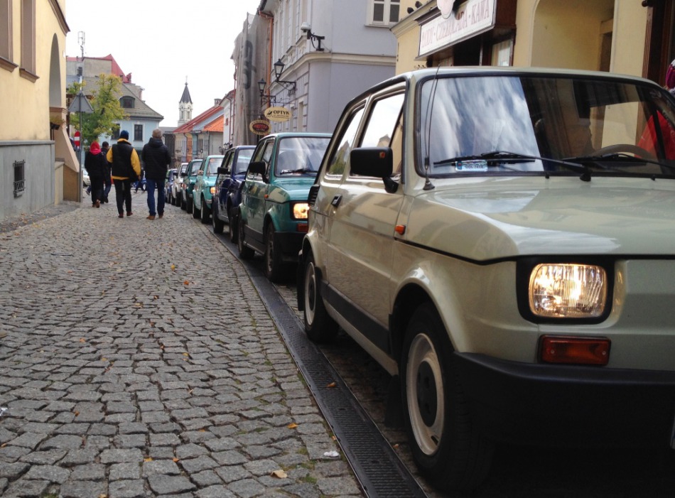 Maluch rządzi na Rynku - foto