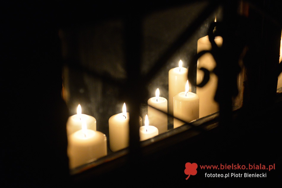 Teatr na cmentarzu