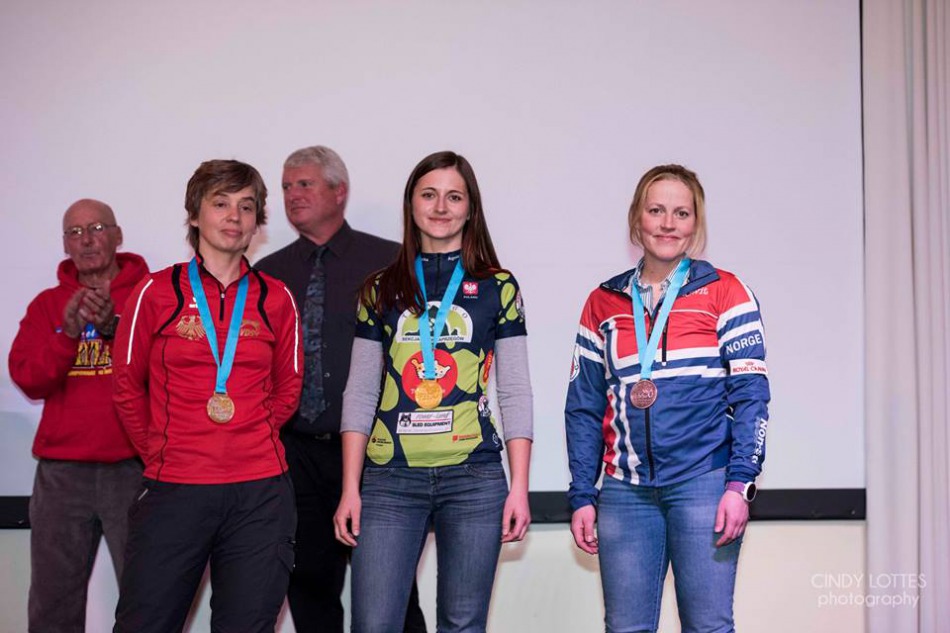 Triumf na pożyczonym rowerze - foto
