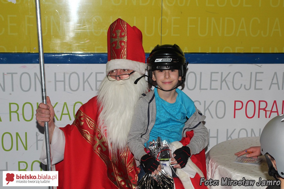 Mikołaj przyjechał na rolkach - foto