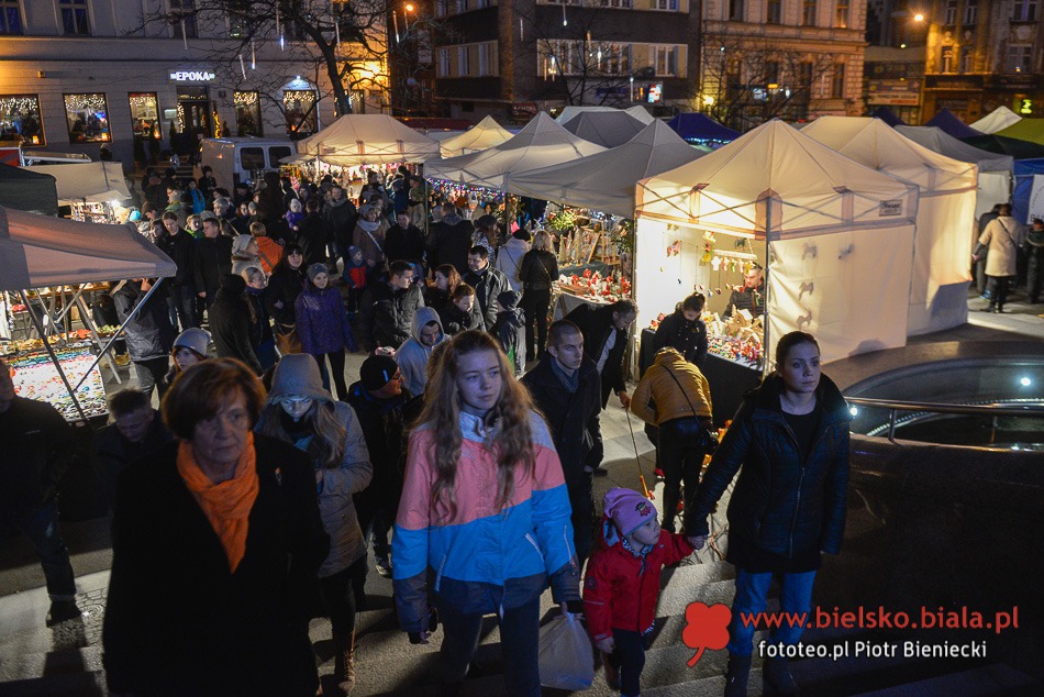 Świąteczne tłumy na starówce - galeria