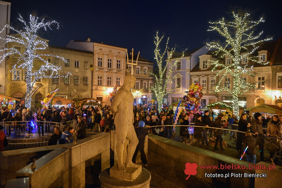 Świąteczne tłumy na starówce - galeria