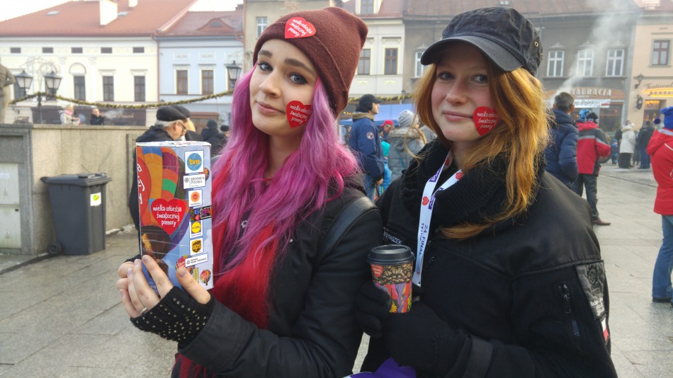 Policja apeluje do kwestujących