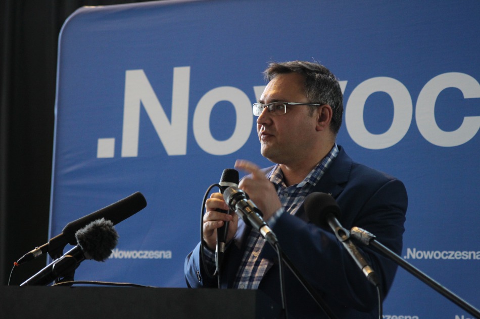 Ryszard Petru mierzy wysoko - foto