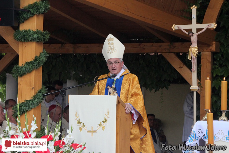 Wielka uroczystość w Hałcnowie - foto
