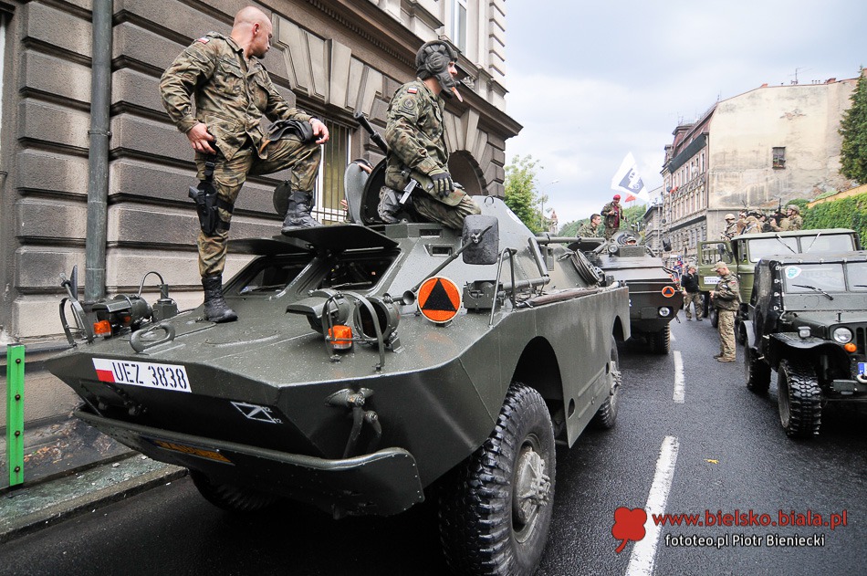 Parada bez czołgów