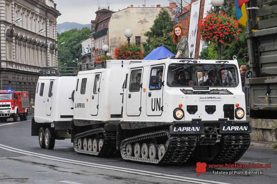 Parada bez czołgów