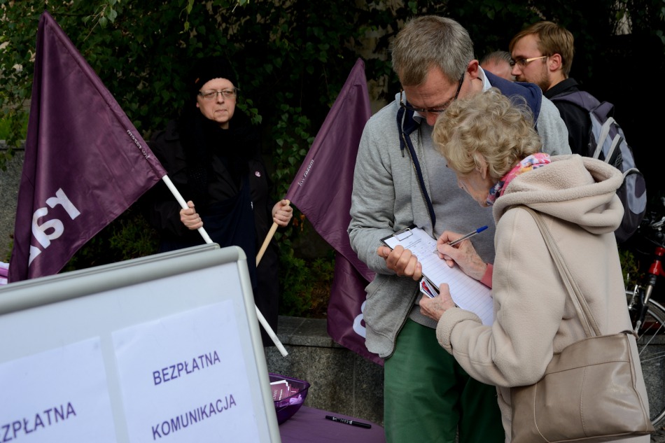Popierają bezpłatne autobusy - foto