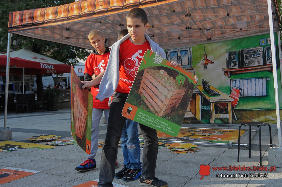 Rower pomaga na placu Chrobrego - foto