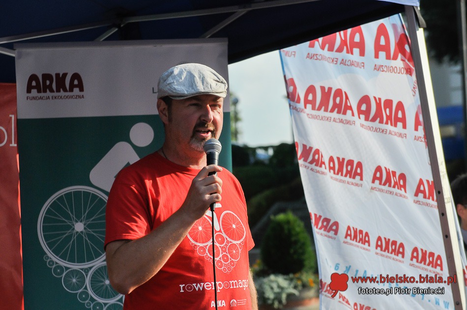 Rower pomaga na placu Chrobrego - foto