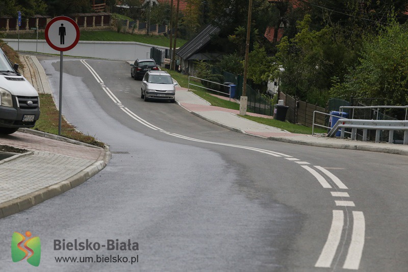 Szeroka droga w Starym Bielsku - foto