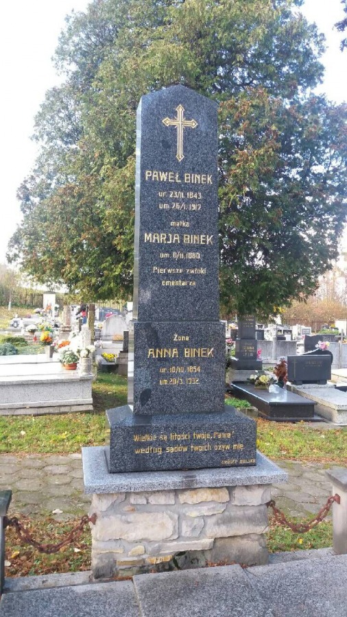 Bez mszy za zmarłych - foto