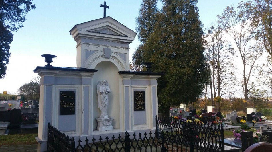 Bez mszy za zmarłych - foto