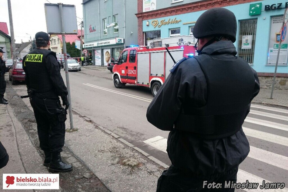 Desperat w zakładzie jubilerskim - foto