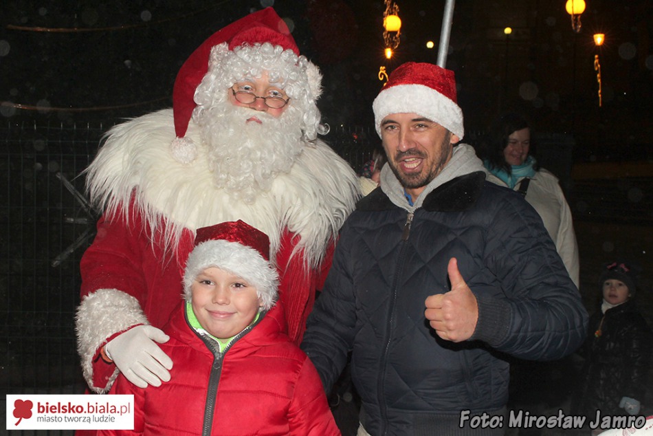 Prezydent odpalił iluminacje - foto