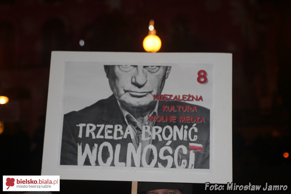 Oczekują dymisji rządu - foto