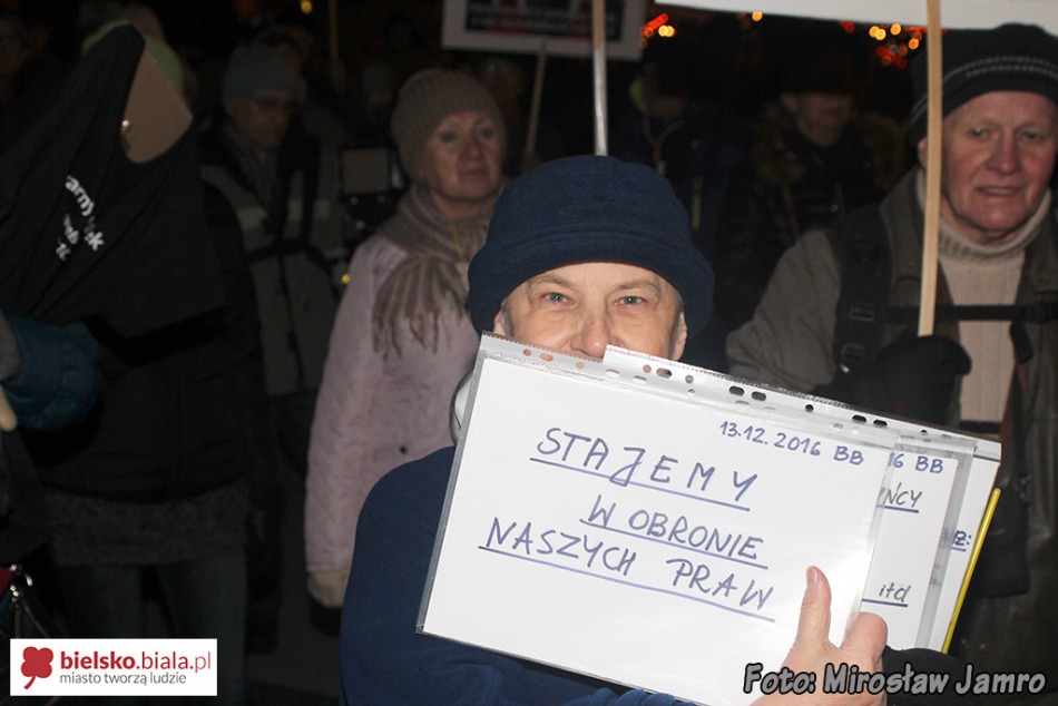 Oczekują dymisji rządu - foto