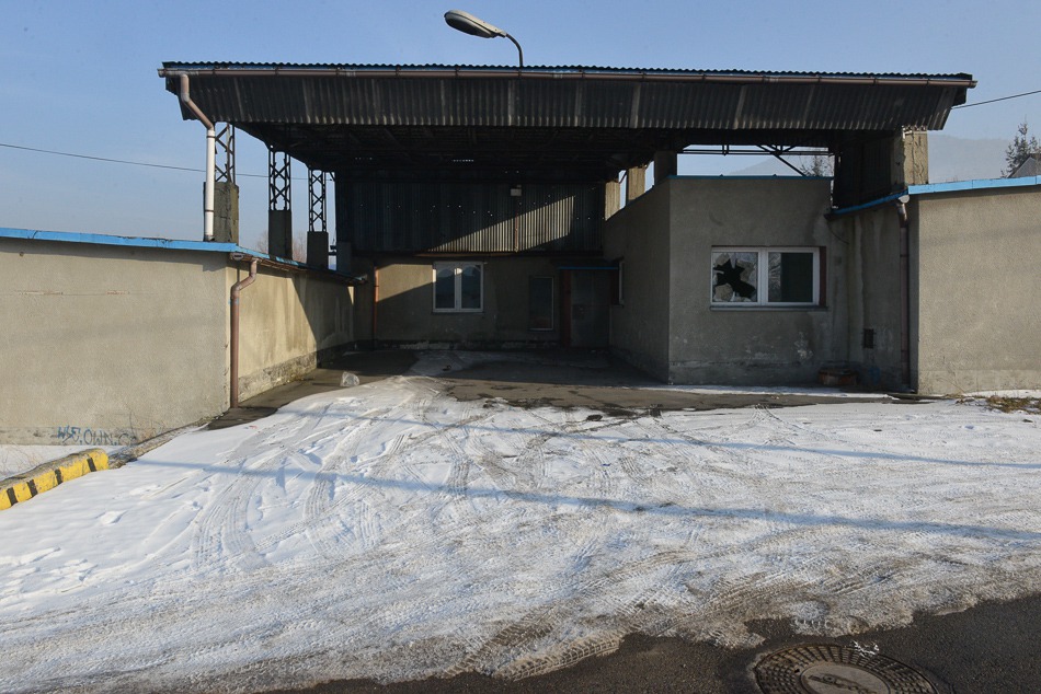 Tajemnicza hałda opon - foto