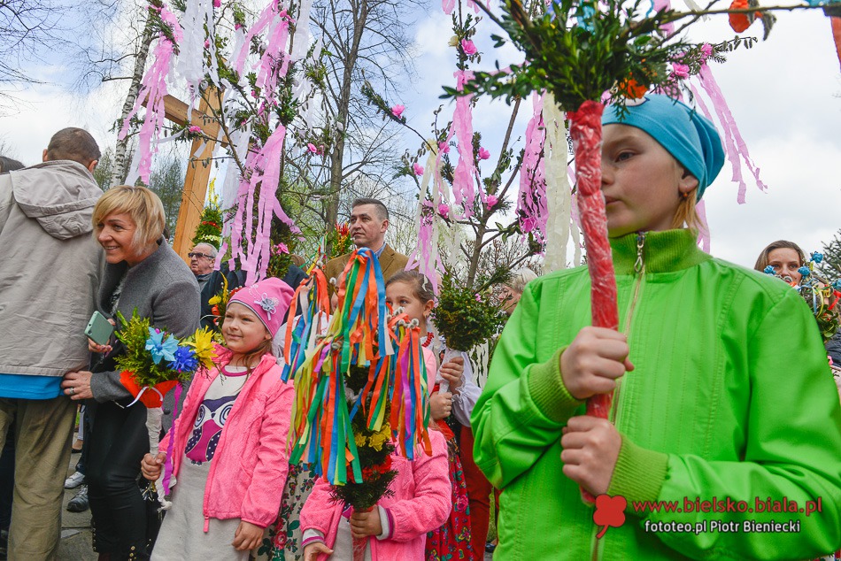 Tradycja urzekająca kolorami - foto