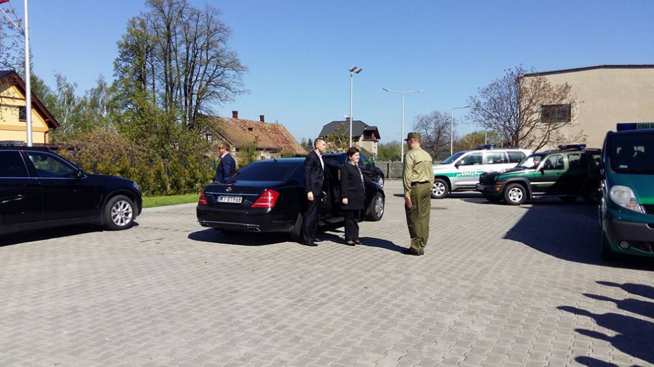 Kurtuazyjna wizyta premier Szydło - foto