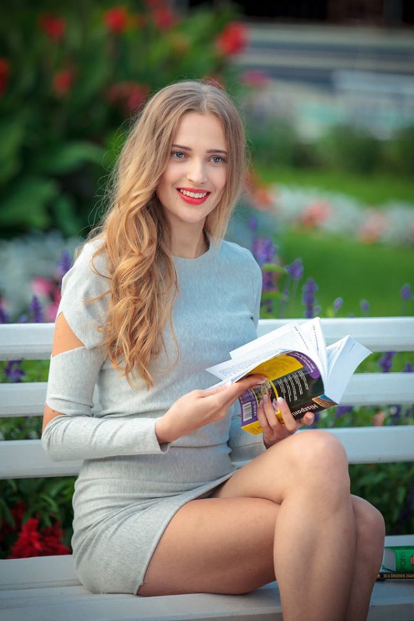Alicja musi oddać koronę - foto