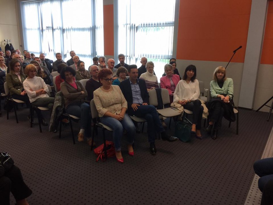 Ostra krytyka dobrej zmiany - foto
