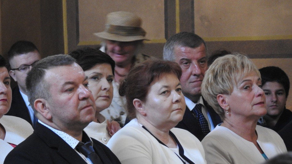 Syn premier przyjmie święcenia