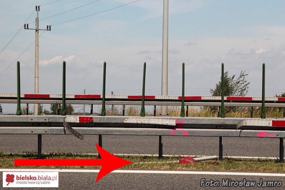 Groźne słupki na "zakręcie śmierci"