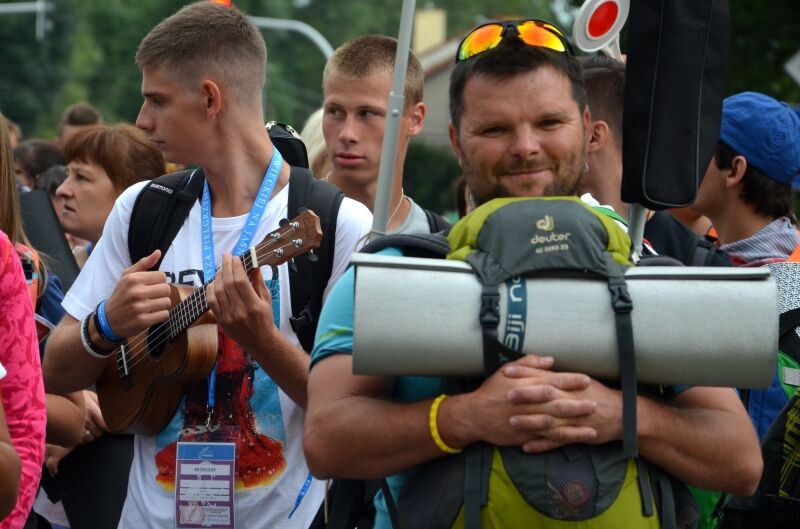 Wstali z kanapy. Są ich tysiące - foto